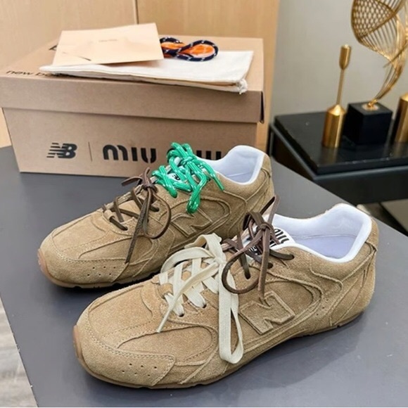 Miu Miu Beige Sneakers with Green and Brown Laces - Picture 2 of 5